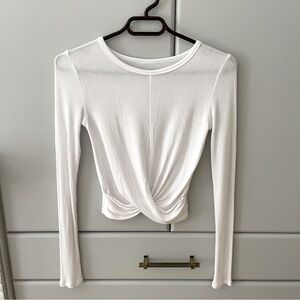 Alo Yoga Cover Long Sleeve Top in White Size XS